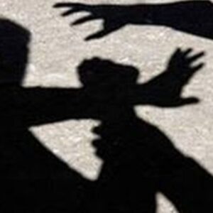 Αγία Βαρβάρα: Παραλίγο να «σκοτωθούν» για ένα αγόρι – «Θα σε θάψω» είπε η μια 19χρονη στην άλλη (βίντεο)