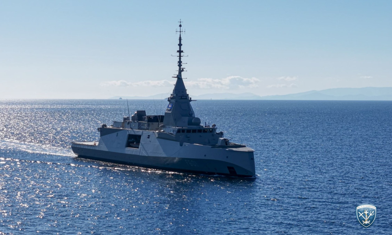 Φρεγάτα «Κίμων»: Κατέπλευσε στο λιμάνι του Πειραιά (βίντεο)