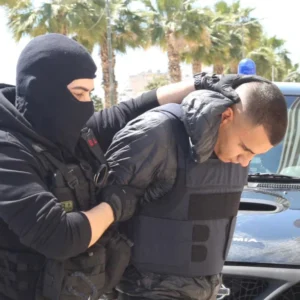 Άγιος Δημήτριος: «Η σύντροφος του 20χρονου του έλεγε να μην πάει στο ραντεβού» λέει ο δικηγόρος των δύο κοριτσιών