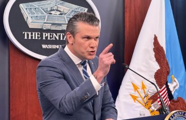 Πιτ Χέγκσεθ σε Ευρωπαίους: «Το “τσάμπα” πέθανε  – Αν θέλετε πετρέλαιο πάρτε καράβια και ελάτε στο Χορμούζ»