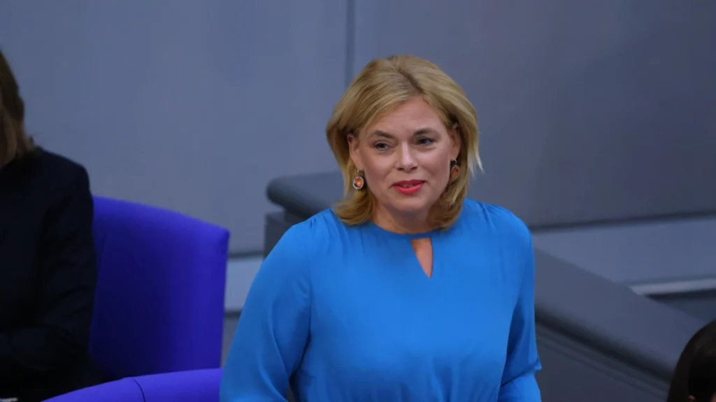 Γερμανία: Η πρόεδρος της Bundestag και άλλοι υψηλόβαθμοι αξιωματούχοι έπεσαν θύματα «phishing»