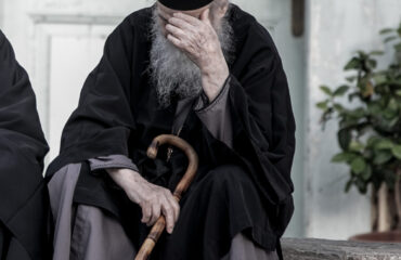 Μοναχός τραυματίστηκε σοβαρά: Τον βρήκαν διερχόμενοι πολίτες στο Κλήμα Φυτόκου