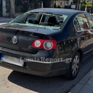 Σοβαρό τροχαίο στη Λαμία: Από την σύγκρουση μοτοσικλετιστής βρέθηκε στο πίσω μέρος αυτοκινήτου