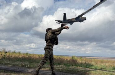 Ο πόλεμος του μέλλοντος: Με ένα φθηνό drone οι Ουκρανοί εξουδετέρωσαν μια ολόκληρη ρωσική ομάδα