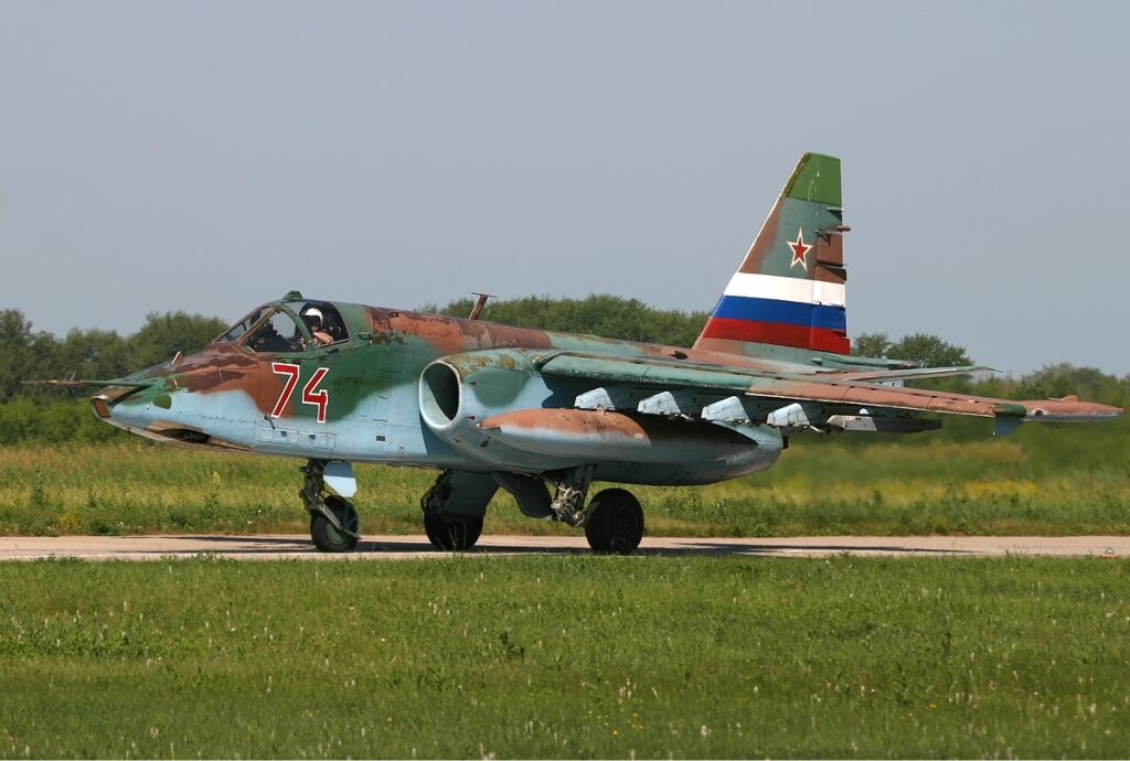 Ρωσικό Su-25 βομβάρδισε θέσεις ισλαμιστών τρομοκρατών στο Μάλι – Δείτε το βίντεο