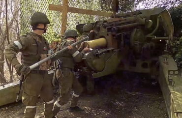 Ρώσος υψηλόβαθμος αξιωματούχος περιγράφει πώς γλίτωσε από πυρά Ουκρανών (βίντεο)