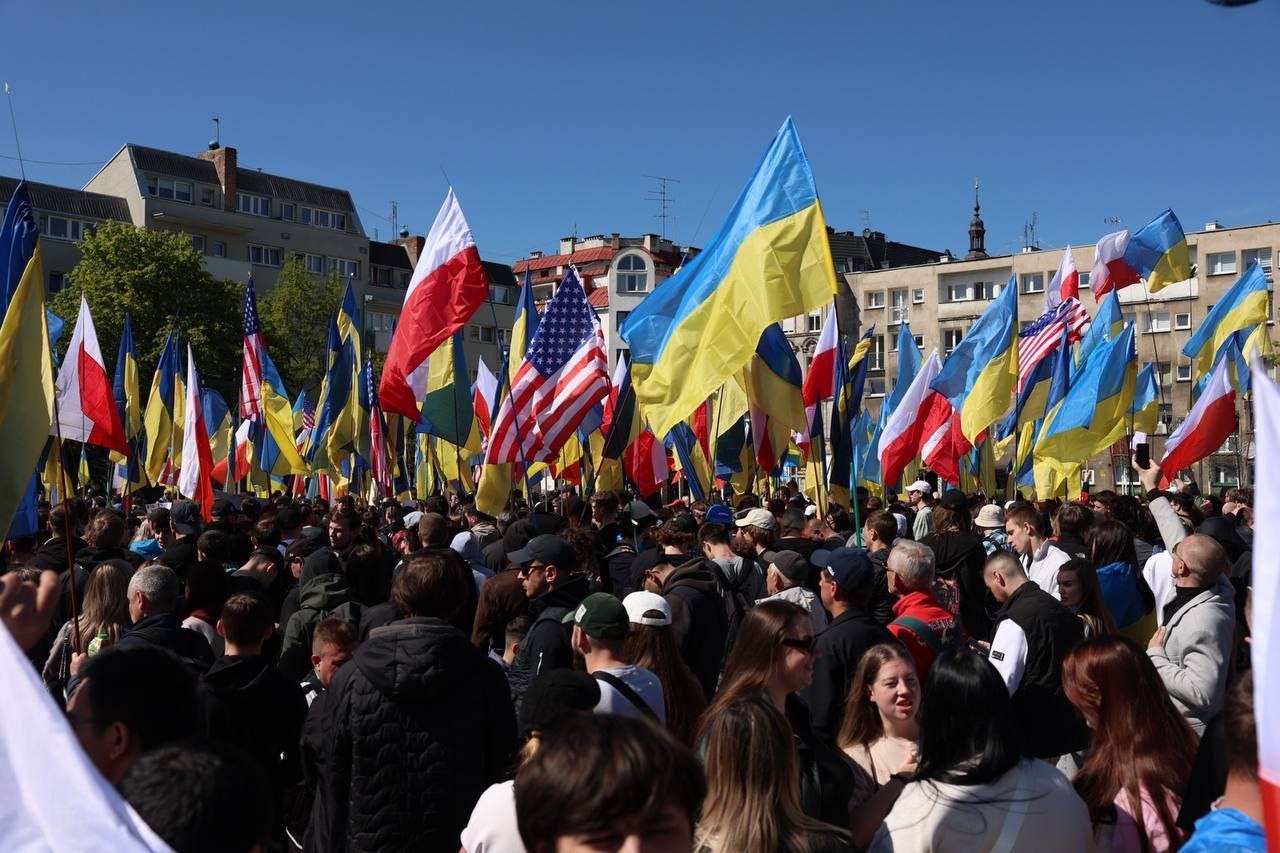Μεγάλη ουκρανική διαδήλωση στο Βρότσλαβ της Πολωνίας κατά της διαφθοράς στο… Κίεβο!
