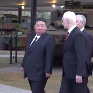 Δυτικός στρατιωτικός εξοπλισμός που καταστράφηκε στην Ουκρανία εκτίθεται στη Βόρεια Κορέα!