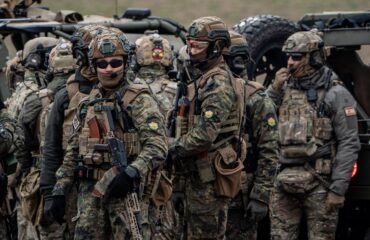 Δείτε βίντεο: Οι Ρώσοι εξόντωσαν ομάδα Ισπανών μισθοφόρων στο Βεσέλοε ενώ αποβιβάζονταν από όχημα