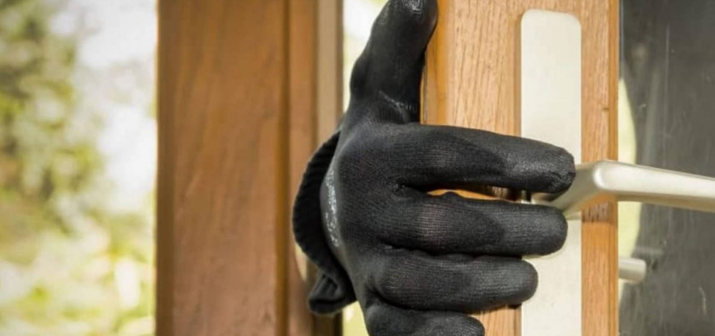 Πτολεμαΐδα: 85χρονη έβαλε 20.000 ευρώ σε μαξιλαροθήκη και τα έδωσε σε ψευτοϋπάλληλο της ΔΕΗ