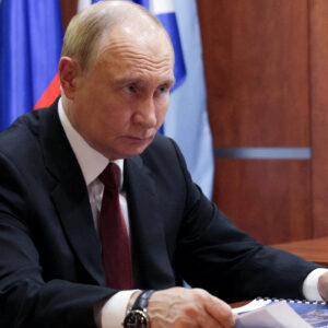 Β.Πούτιν: «Την περασμένη εβδομάδα έλαβα μήνυμα από τον Μ.Χαμενεΐ – Στέλνω ευχές για υγεία και ευημερία»