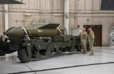 Τα ιρανικά εργαστήρια παρέλαβαν από τον στρατό άθικτες αμερικανικές βόμβες και πυραύλους για δημιουργία νέων όπλων