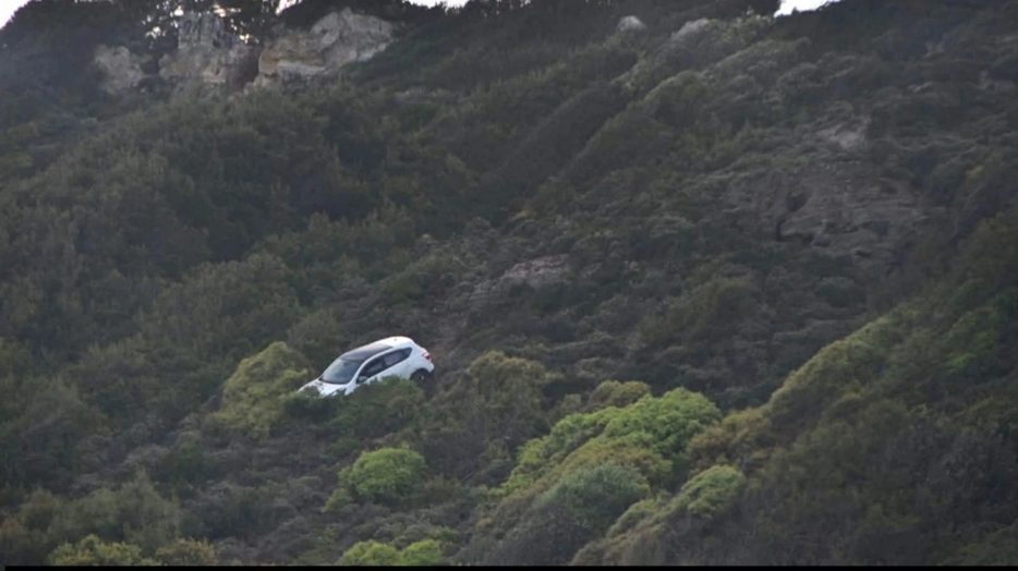 Παραλίγο τραγωδία στη Ρόδο: 45χρονος προσπάθησε να ρίξει το ΙΧ με την πρώην του και το παιδί τους στον γκρεμό!