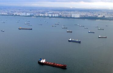 Ποια Στενά του Ορμούζ; – Το επόμενο πέρασμα που κινδυνεύει με ολική ανάφλεξη και μια άνευ προηγουμένου σύγκρουση