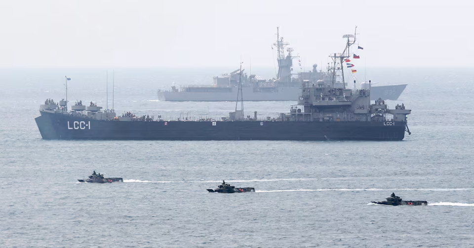 Σε επιφυλακή η Ταϊβάν μετά τον εντοπισμό δύο κινεζικών πολεμικών πλοίων κοντά στα νησιά Πενγκού