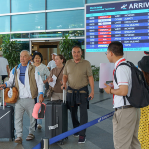 Οι Ρώσοι ταξιδεύουν σε 90 χώρες χωρίς βίζα!