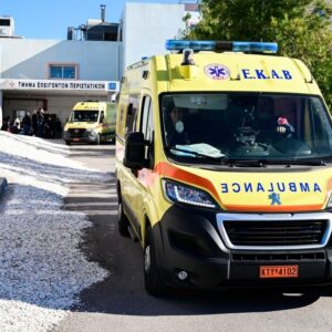 Σοβαρό τροχαίο στο Ηράκλειο: Σε κρίσιμη κατάσταση ένας 17χρονος που παρασύρθηκε από 93χρονο οδηγό αγροτικού Ι.Χ.