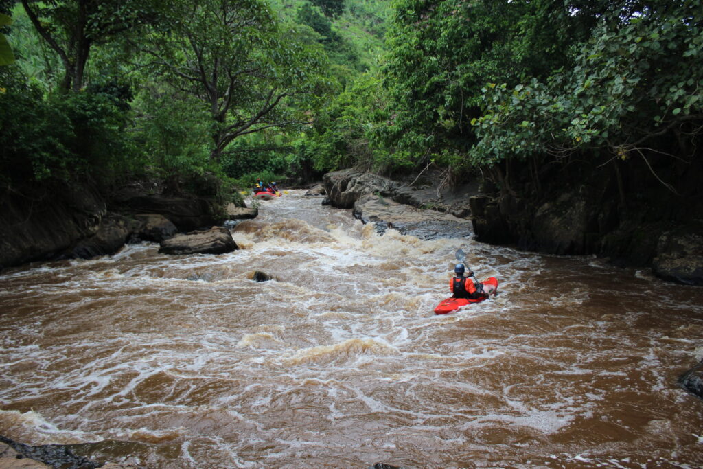Βύθιση σκάφους στην Ουγκάντα: Πάνω από 30 αγνοούμενοι (βίντεο)