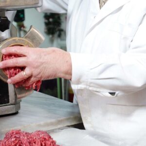 Κάλυμνος: Εργαζόμενη σε σούπερ μάρκετ ακρωτηριάστηκε από μηχανή κιμά – Σε κατάσταση σοκ η γυναίκα