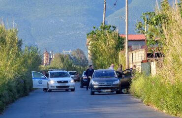 Βρέθηκε το όπλο που σκότωσαν τον 44χρονο Αλβανό – Μυστήριο με τον ρόλο του πατέρα της 50χρονης πρώην συντρόφου του