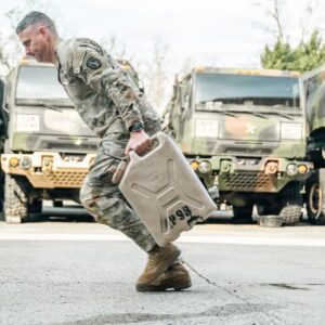 Αμερικανικός Στρατός: Οι επτά δοκιμασίες που πρέπει να κάνουν μέσα σε 30 λεπτά & με ειδική στολή οι στρατιώτες