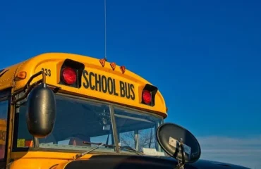 Μισισίπι: Οδηγός λεωφορείου λιποθύμησε πάνω στο τιμόνι – Το φρέναραν οι μαθητές και τους έσωσαν όλους (βίντεο)