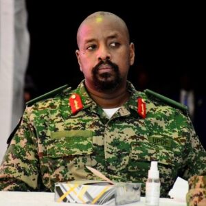 Muhoozi Kainerugaba: Ο αρχηγός του Στρατού της Ουγκάντας «ανακάλυψε» ότι είναι 14% Έλληνας