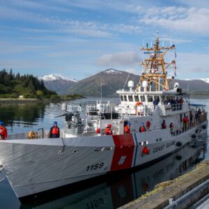 Σε τροχιά «παράλυσης» η Αμερικανική Ακτοφυλακή: Χρωστάει…  παντού – Χρέη που αγγίζουν τα 300 εκατ. $