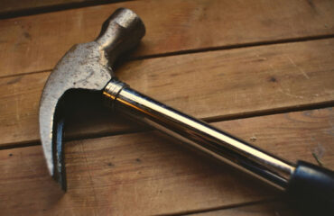 Τόκιο: Άντρας κτύπησε με σφυρί 5 ανθρώπους και ψέκασε με άγνωστη ουσία αστυνομικούς