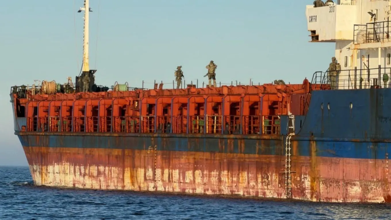 Σουηδικές δυνάμεις κατέσχεσαν το ρωσικό φορτηγό πλοίο «Caffa» στη Βαλτική Θάλασσα