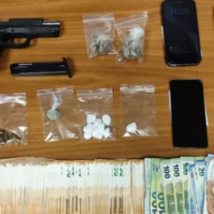 Περιστέρι: Συνελήφθησαν δύο αλλοδαποί για διακίνηση ναρκωτικών – Κατασχέθηκαν πάνω από 12.000 ευρώ
