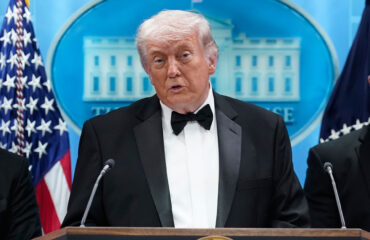 Ν.Τραμπ: «Πιθανότατα θα αποσύρουμε τα αμερικανικά στρατεύματα από Ιταλία και Ισπανία»