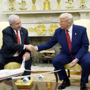 Ν.Τραμπ: «Είπα στον Μ.Νετανιάχου να διατάσσει μόνο “χειρουργικά” πλήγματα στον Λίβανο»