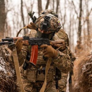 Δείτε πώς η Spetsnaz εξόντωσε ομάδα Κολομβιανών μισθοφόρων σε λίγα μόλις δευτερόλεπτα (βίντεο)
