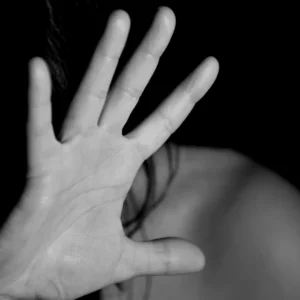 Ρόδος: Ελεύθεροι χωρίς περιοριστικούς όρους οι δύο Βρετανοί που κατηγορούνταν πως βίασαν δύο τουρίστριες