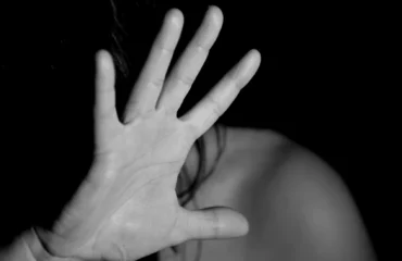 Ρόδος: Ελεύθεροι χωρίς περιοριστικούς όρους οι δύο Βρετανοί που κατηγορούνταν πως βίασαν δύο τουρίστριες