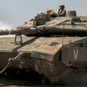 Η Χεζμπολάχ με μόλις ένα FPV κατέστρεψε ισραηλινό Merkava MK4: Θεωρείται το δυνατότερο άρμα μάχης (βίντεο)