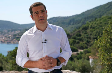 Με σκληρούς χαρακτηρισμούς η άρνηση του Α.Τσίπρα για την άρνηση συμμετοχής στο ντοκιμαντέρ του ΣΚΑΪ για το 2015