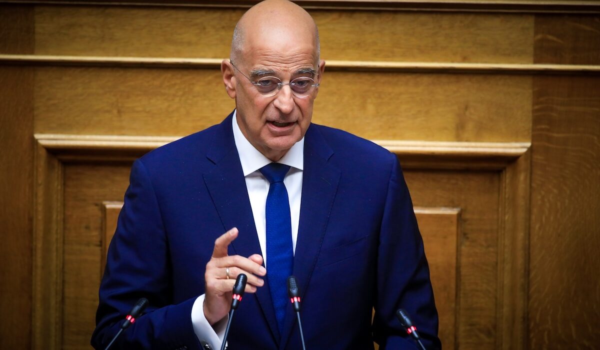 Ν.Δένδιας: «16 χρόνια από το έγκλημα του εμπρησμού της Marfin, δεν ξεχνάμε τις 4 ζωές που χάθηκαν άδικα»