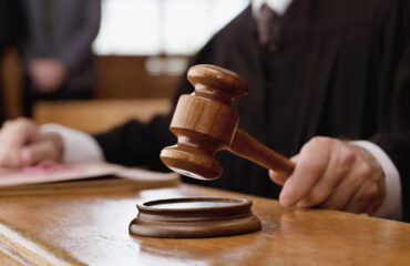 Αθωώθηκε ένοικος που πυροβόλησε διαρρήκτη στη Θεσσαλονίκη – Είχε κριθεί ένοχος πρωτόδικα!