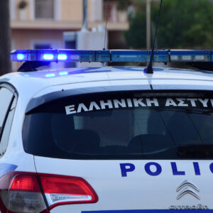 Τροχαίο ατύχημα στη Σαλαμίνα: Περιπολικό παρέσυρε 12χρονο έξω από σχολείο