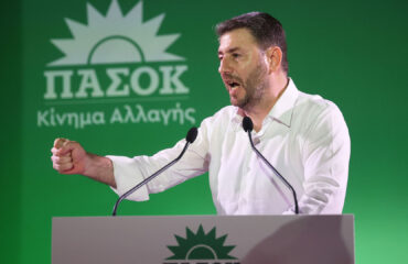 To βίντεο-απάντηση του Ν.Ανδρουλάκη για την 4ημερη εργασία: «Δουλεύουμε για να ζούμε ή ζούμε για να δουλεύουμε;»