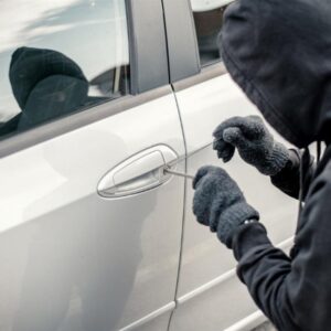 Τέλος στη δράση συμμορίας ανηλίκων στο Ηράκλειο: Άνοιγαν ανενόχλητοι αυτοκίνητα και ταξί για έναν χρόνο