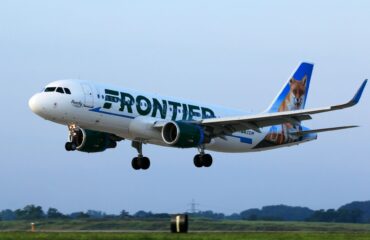 Ντένβερ: Αεροσκάφος της Frontier Airlines χτύπησε άνθρωπο που περπατούσε σε διάδρομο προσγείωσης