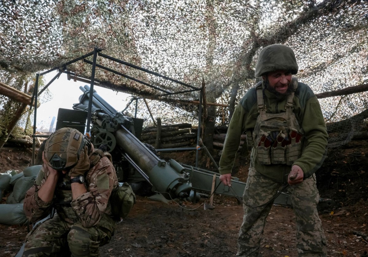 Βίντεο: Η στιγμή που Ρώσοι στρατιώτες αντιλαμβάνονται ουκρανικό drone και διασκορπίζονται για να σωθούν