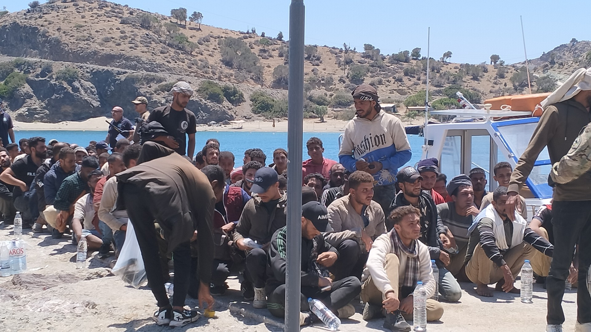 Κρήτη: Σκάφη του Λιμενικού μετάφεραν 97 αλλοδαπούς σε Καλούς Λιμένες και  Ιεράπετρα