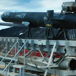 Η Ρωσία παρουσίασε το Geran-5: Καμικάζι-drone με κινητήρα τζετ