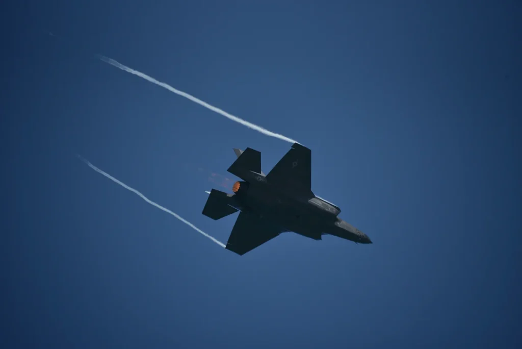 Αμερικανικό μαχητικό F-35 εξέδωσε σήμα έκτακτης ανάγκης ενώ πετούσε πάνω από τη Θάλασσα του Ομάν