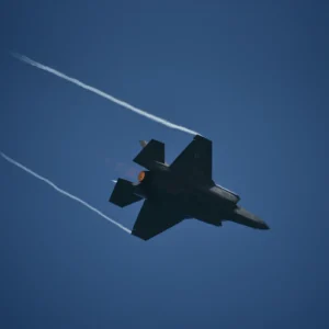 Αμερικανικό μαχητικό F-35 εξέδωσε σήμα έκτακτης ανάγκης ενώ πετούσε πάνω από τη Θάλασσα του Ομάν