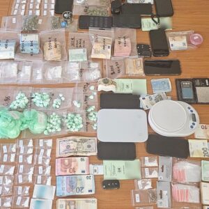 Εξαρθρώθηκε κύκλωμα ναρκωτικών στη Σάμο: 13 οι συλλήψεις – Πώς έφτασαν οι Αρχές στα ίχνη τους